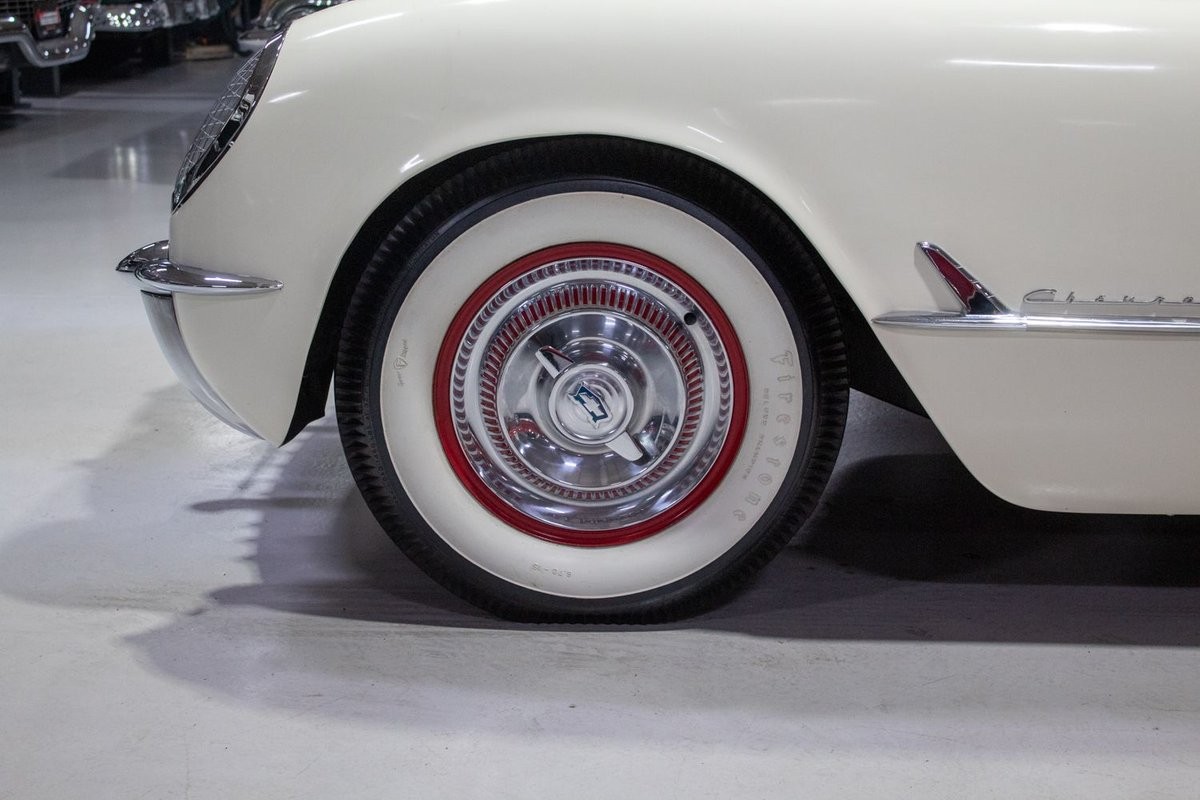 Chevrolet-Corvette-1954-Convertible-37