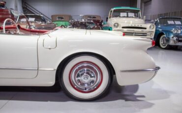Chevrolet-Corvette-1954-Convertible-38