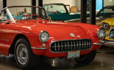 Chevrolet-Corvette-1957-2-Door-Roadster-Convertible-12