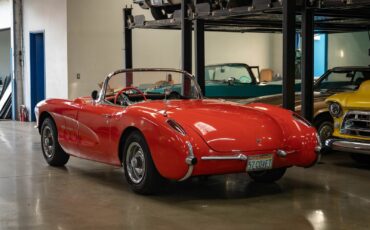 Chevrolet-Corvette-1957-2-Door-Roadster-Convertible-21