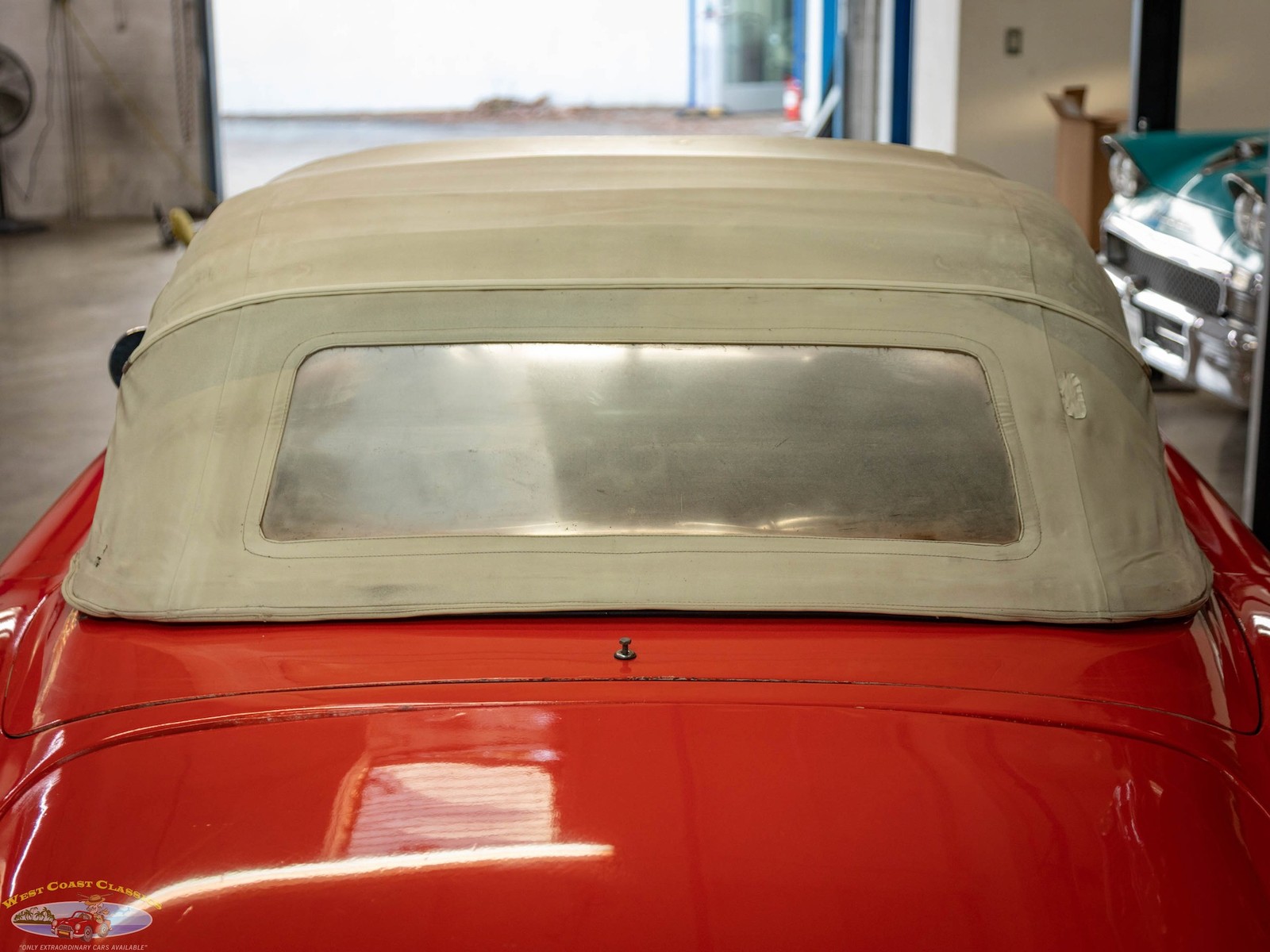 Chevrolet-Corvette-1957-2-Door-Roadster-Convertible-33