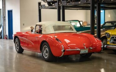 Chevrolet-Corvette-1957-2-Door-Roadster-Convertible-34