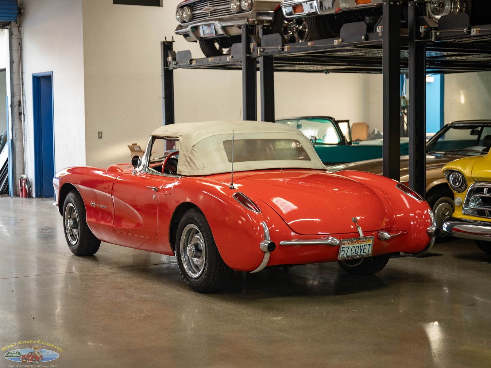 Chevrolet-Corvette-1957-2-Door-Roadster-Convertible-34