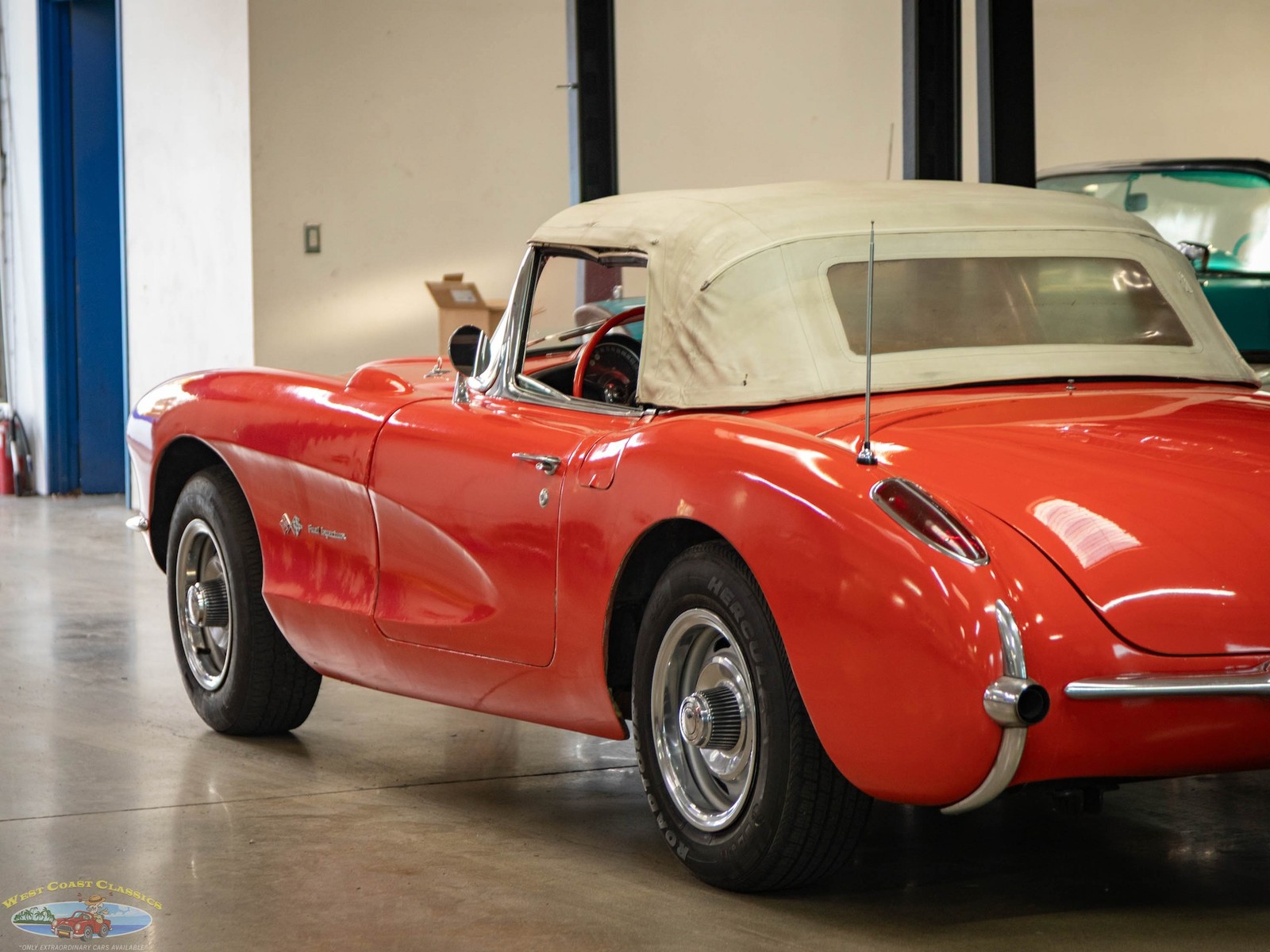Chevrolet-Corvette-1957-2-Door-Roadster-Convertible-35