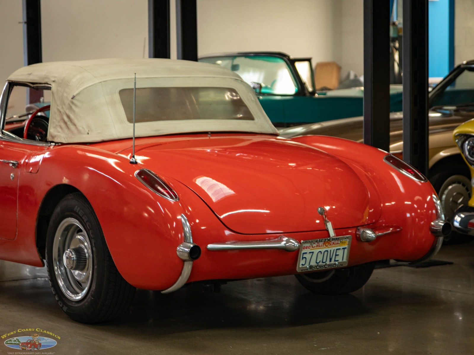 Chevrolet-Corvette-1957-2-Door-Roadster-Convertible-36