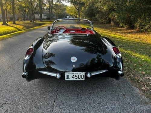 Chevrolet-Corvette-1957-5