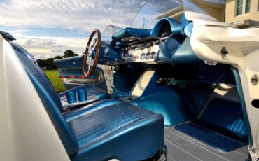 Chevrolet-Corvette-1957-Classic-Car-18