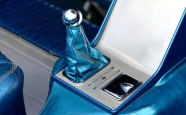 Chevrolet-Corvette-1957-Classic-Car-19