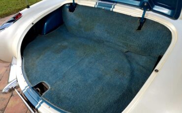 Chevrolet-Corvette-1957-Classic-Car-24