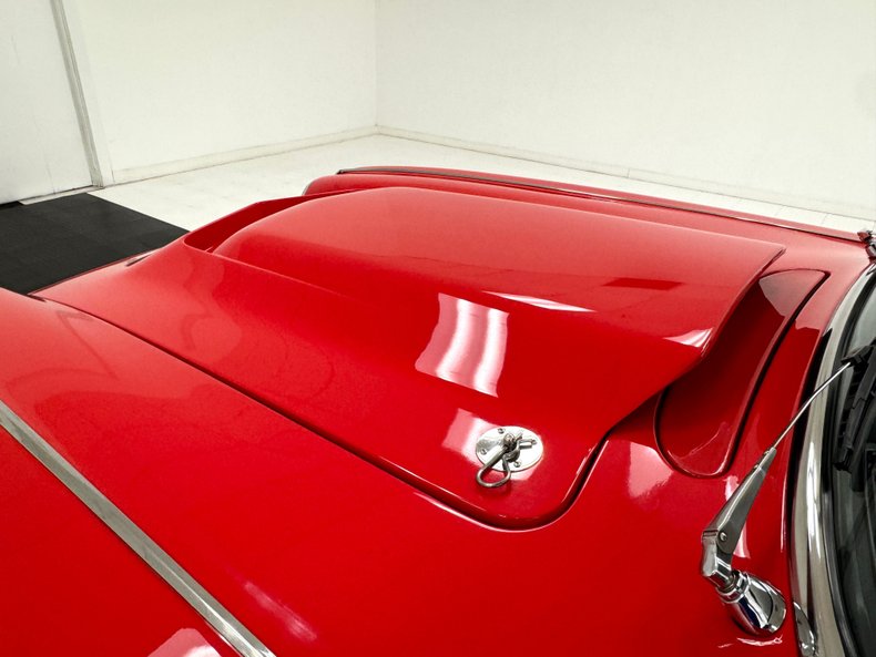 Chevrolet-Corvette-1958-Roman-Red-Black-20
