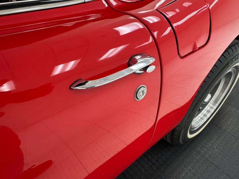 Chevrolet-Corvette-1958-Roman-Red-Black-25