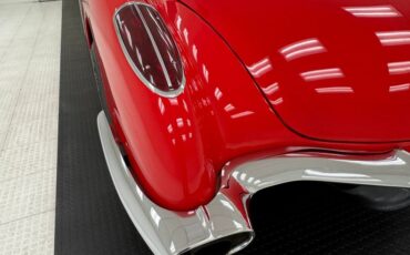 Chevrolet-Corvette-1958-Roman-Red-Black-28