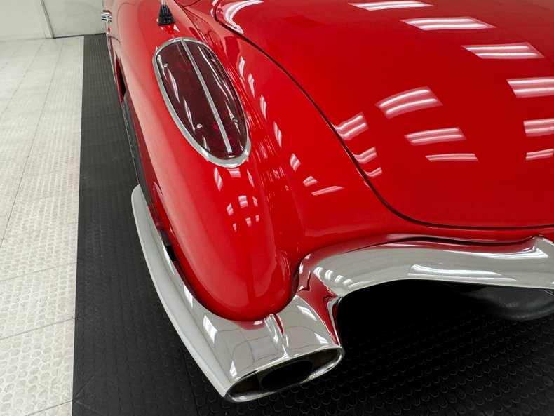Chevrolet-Corvette-1958-Roman-Red-Black-28