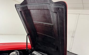 Chevrolet-Corvette-1958-Roman-Red-Black-39