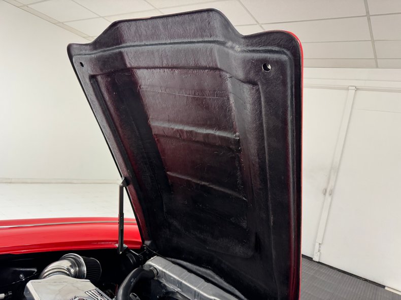 Chevrolet-Corvette-1958-Roman-Red-Black-39