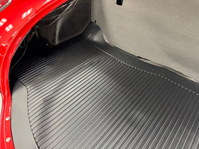 Chevrolet-Corvette-1958-Roman-Red-Black-47