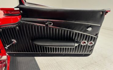 Chevrolet-Corvette-1958-Roman-Red-Black-49