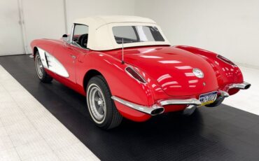 Chevrolet-Corvette-1958-Roman-Red-Black-8