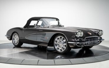 Chevrolet-Corvette-1959-Convertible-10