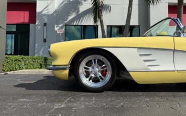 Chevrolet-Corvette-1959-Convertible-12