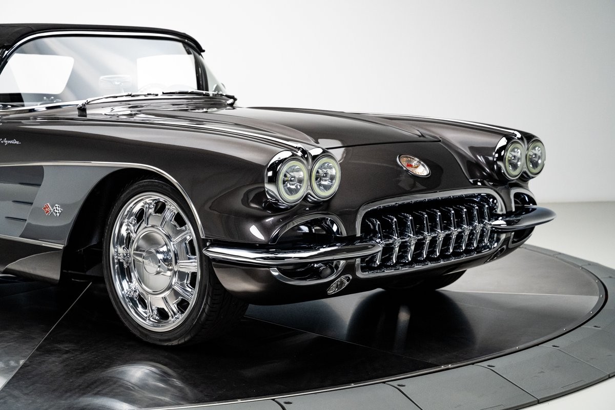 Chevrolet-Corvette-1959-Convertible-12