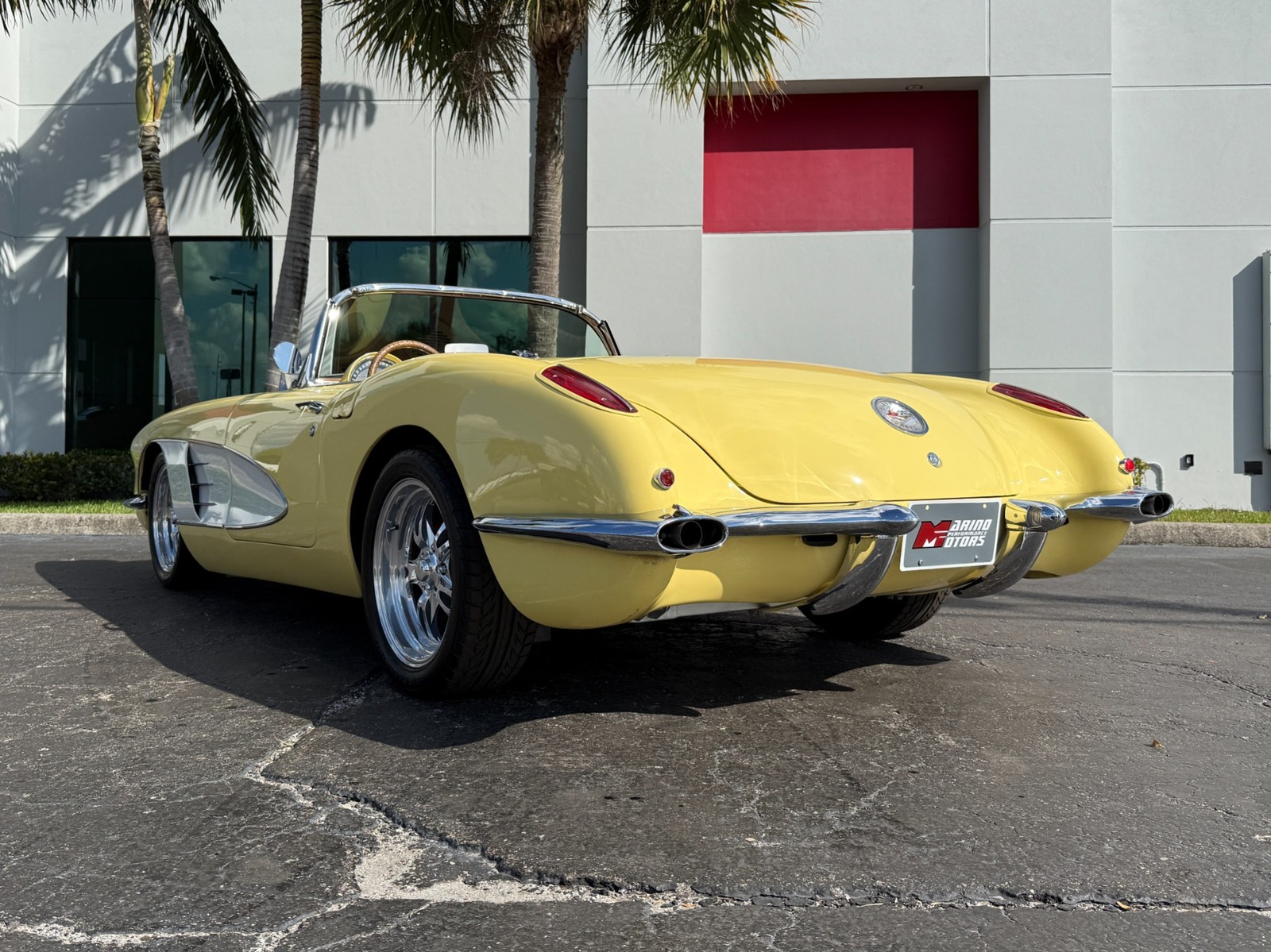 Chevrolet-Corvette-1959-Convertible-14