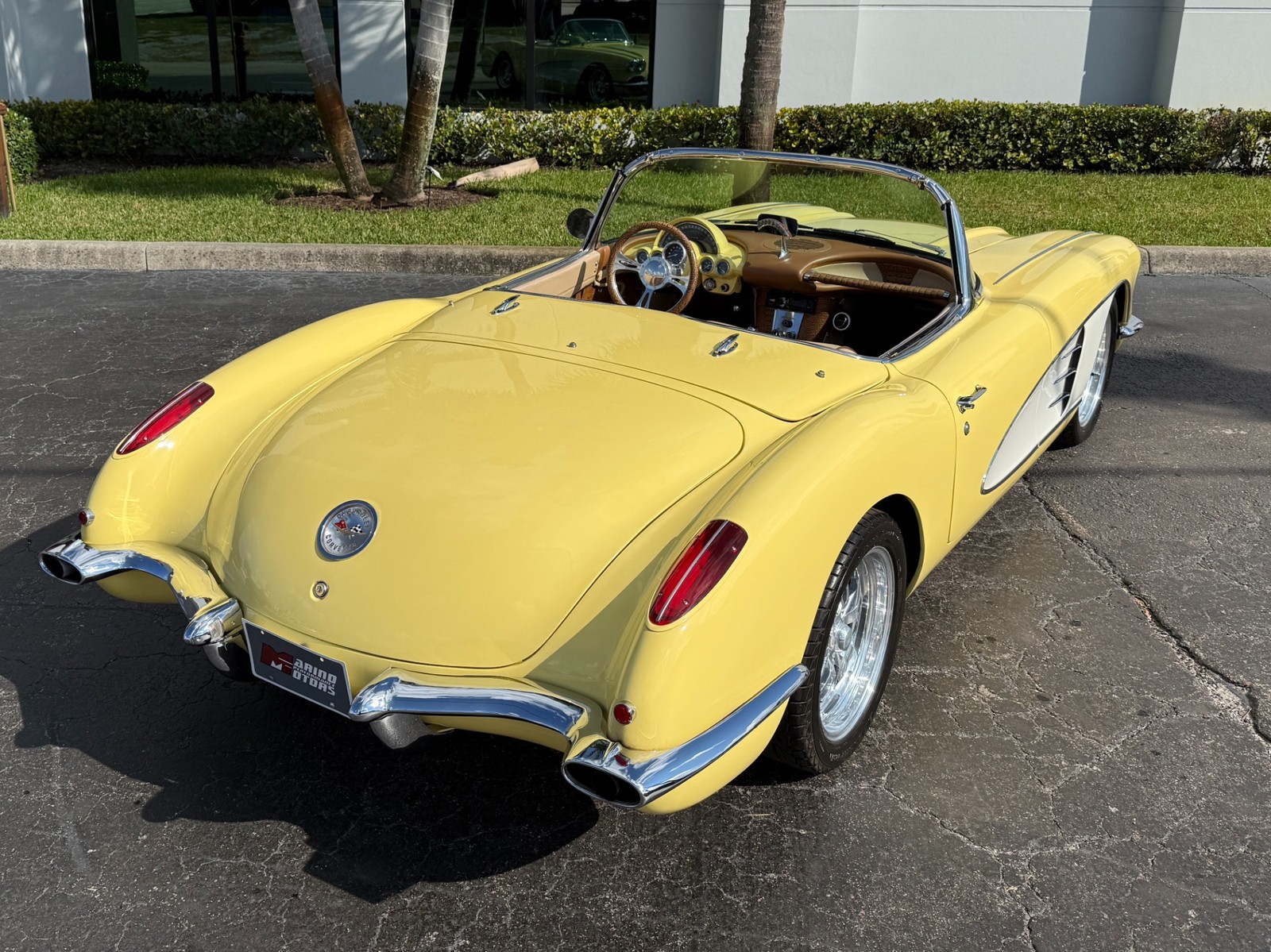 Chevrolet-Corvette-1959-Convertible-17