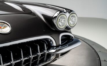 Chevrolet-Corvette-1959-Convertible-17