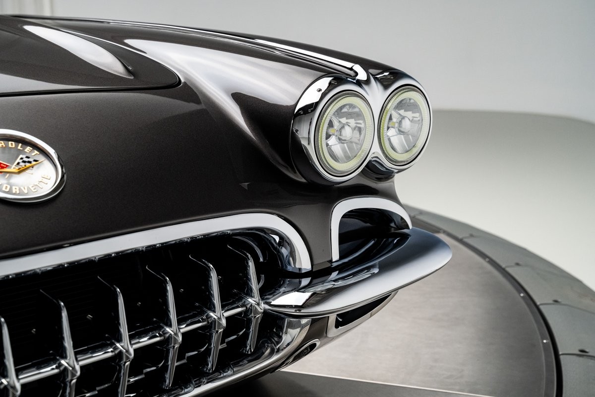 Chevrolet-Corvette-1959-Convertible-17