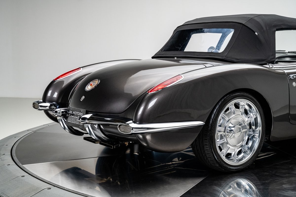 Chevrolet-Corvette-1959-Convertible-30