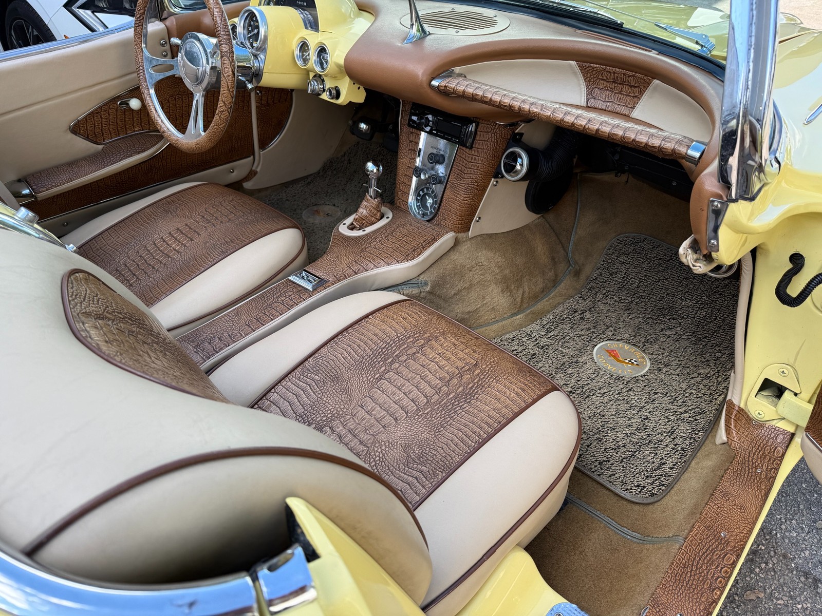 Chevrolet-Corvette-1959-Convertible-34