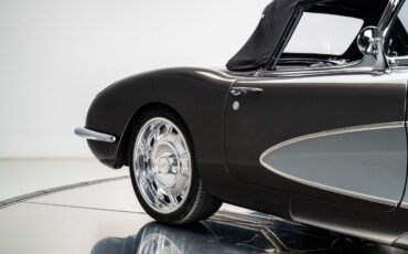 Chevrolet-Corvette-1959-Convertible-36