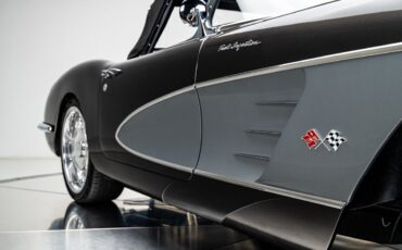 Chevrolet-Corvette-1959-Convertible-37