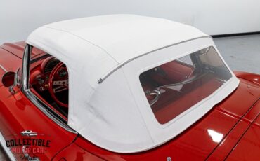 Chevrolet-Corvette-1961-13