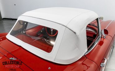 Chevrolet-Corvette-1961-15