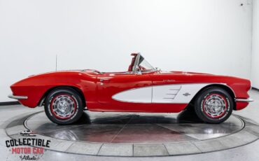Chevrolet-Corvette-1961-27