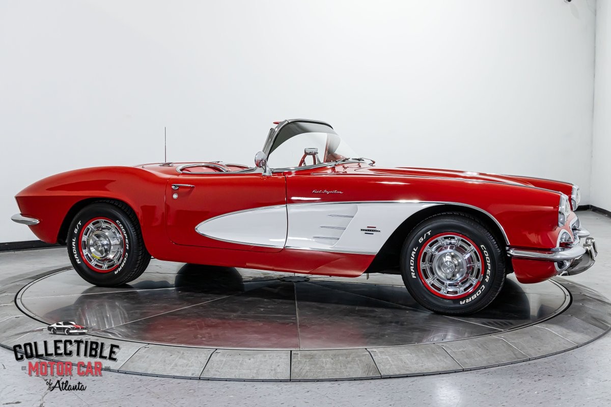 Chevrolet-Corvette-1961-28