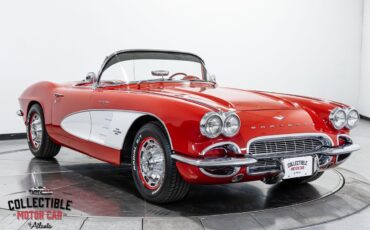 Chevrolet-Corvette-1961-30