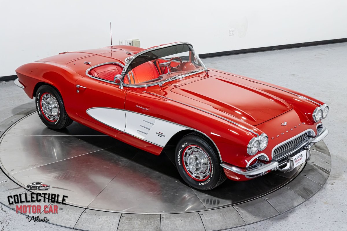 Chevrolet-Corvette-1961-39