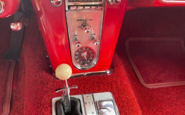 Chevrolet-Corvette-1961-Convertible-26