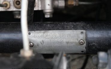 Chevrolet-Corvette-1962-27