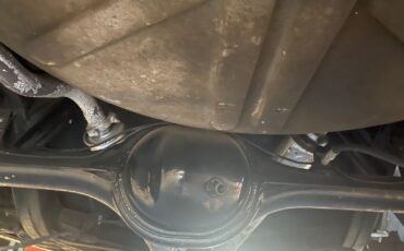 Chevrolet-Corvette-1962-327-300-4-Speed-36