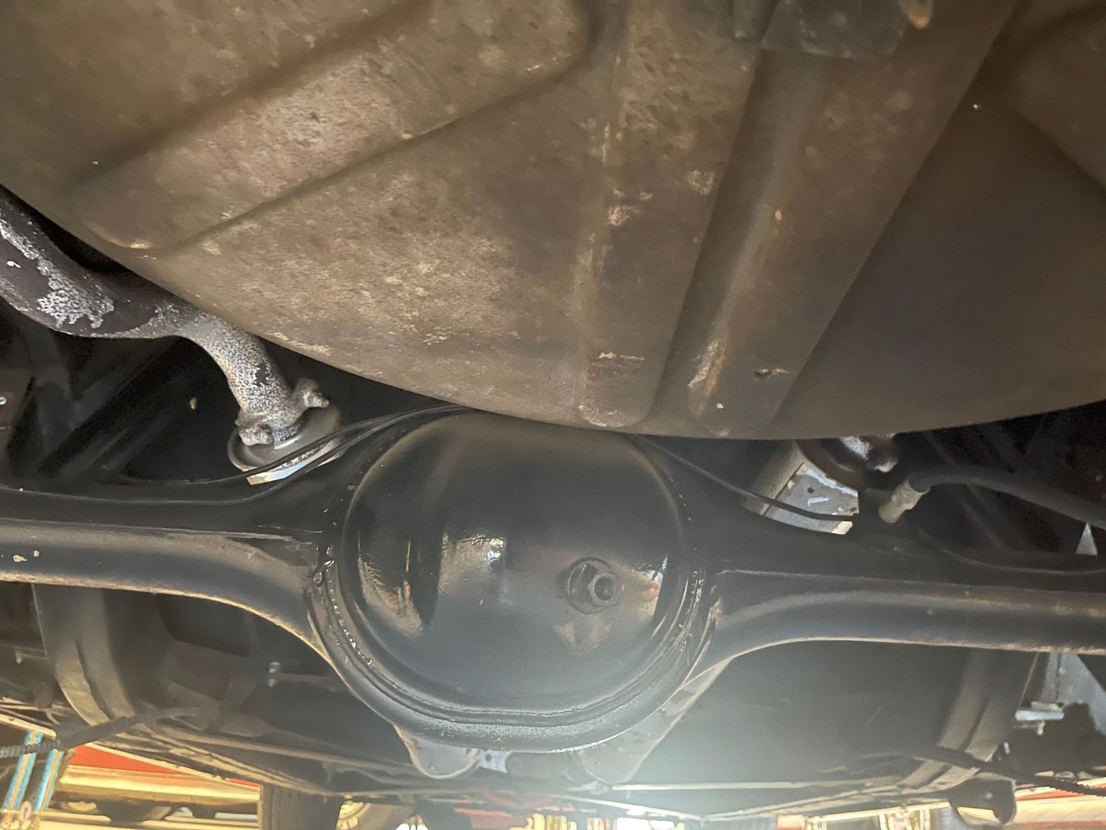 Chevrolet-Corvette-1962-327-300-4-Speed-36