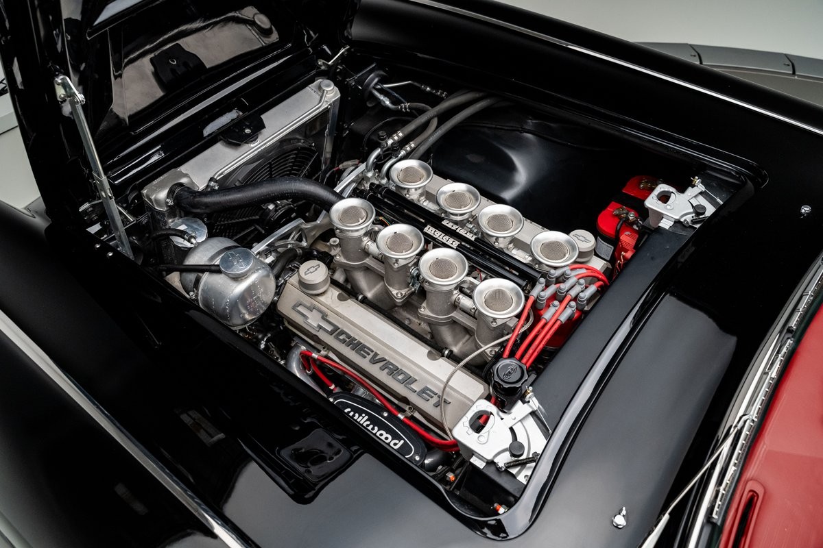 Chevrolet-Corvette-1962-Convertible-1