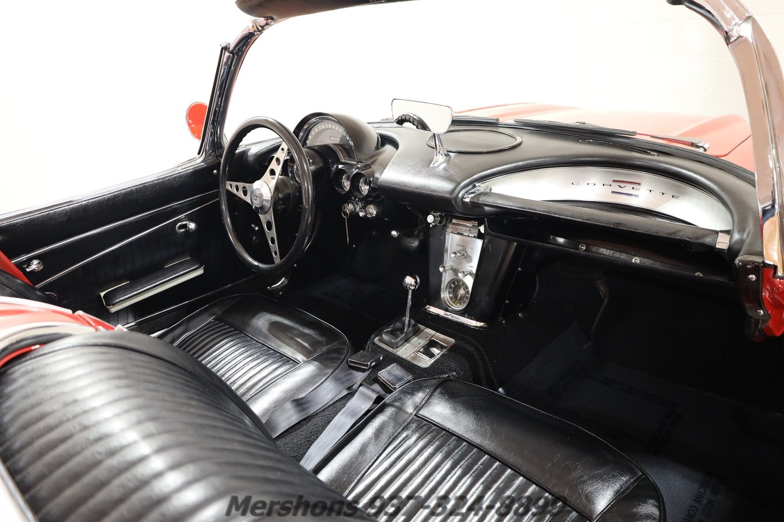 Chevrolet-Corvette-1962-Convertible-14