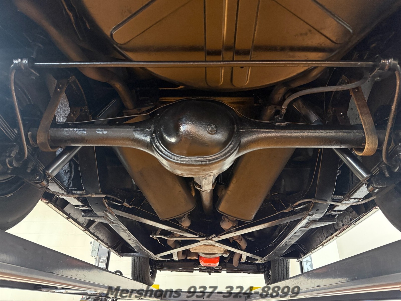 Chevrolet-Corvette-1962-Convertible-15