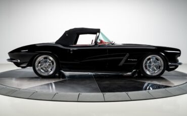 Chevrolet-Corvette-1962-Convertible-25
