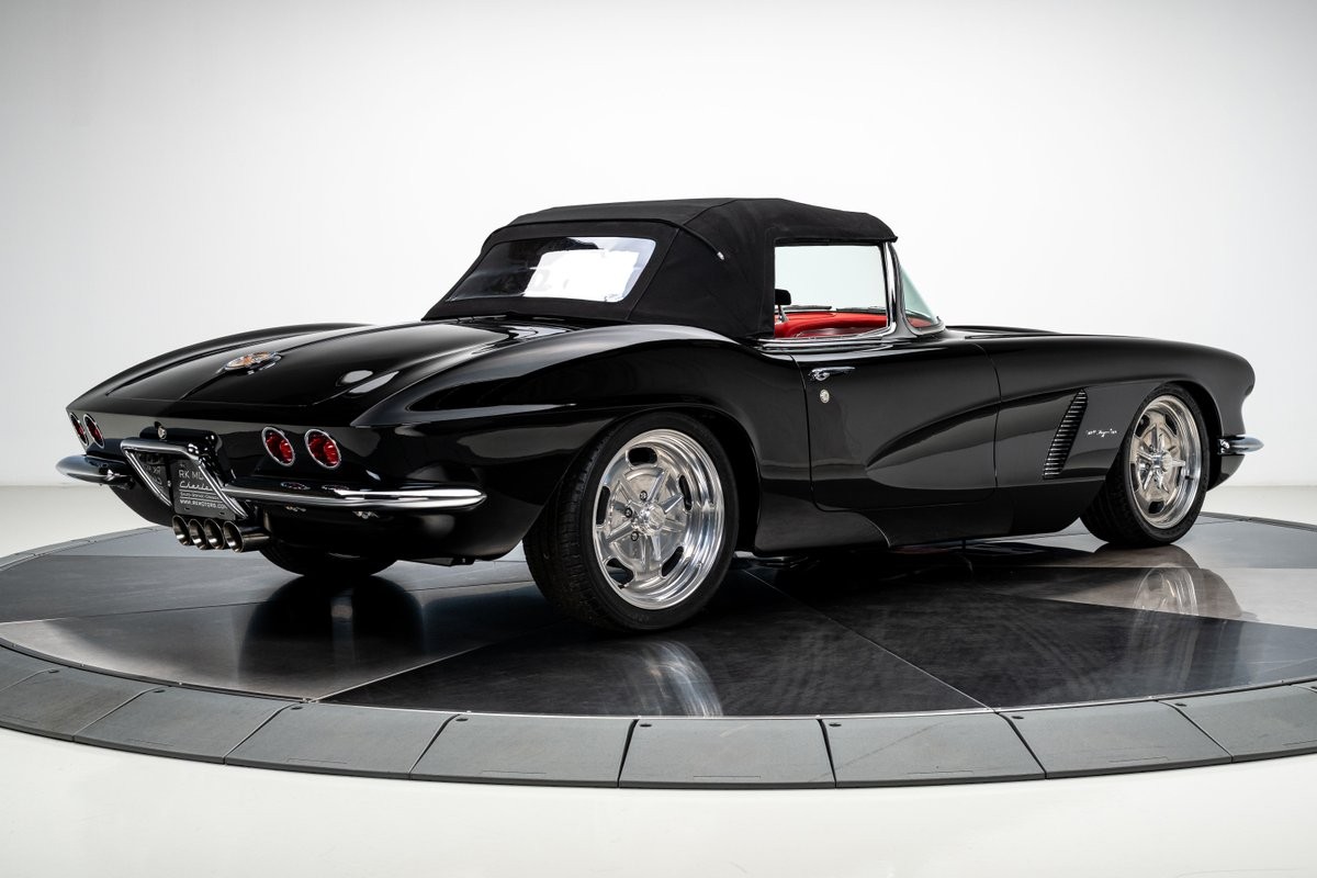 Chevrolet-Corvette-1962-Convertible-31