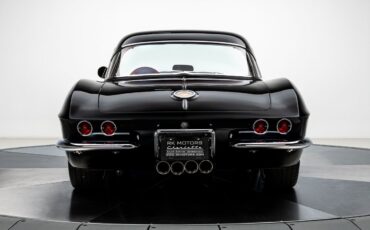 Chevrolet-Corvette-1962-Convertible-33