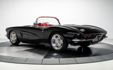 Chevrolet-Corvette-1962-Convertible-37
